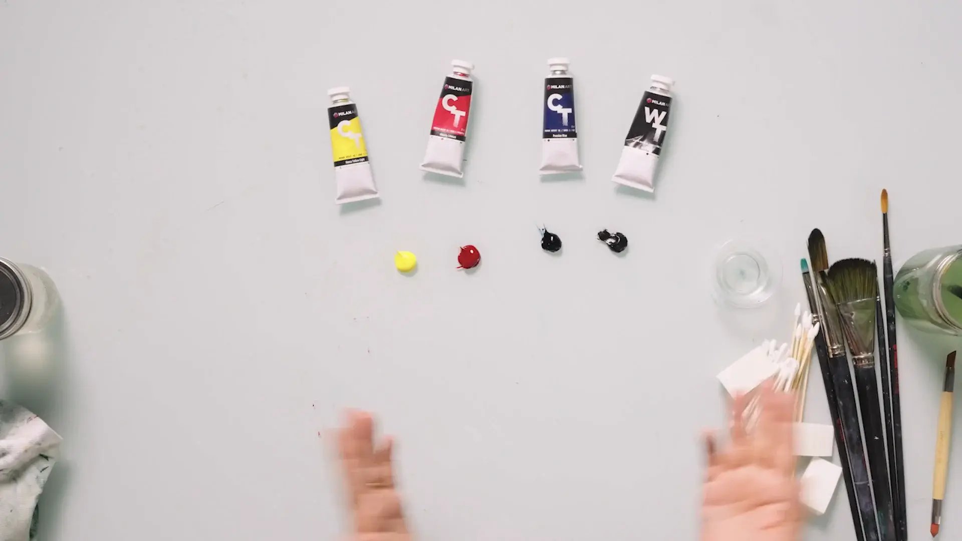 Four oil tubes and their colors