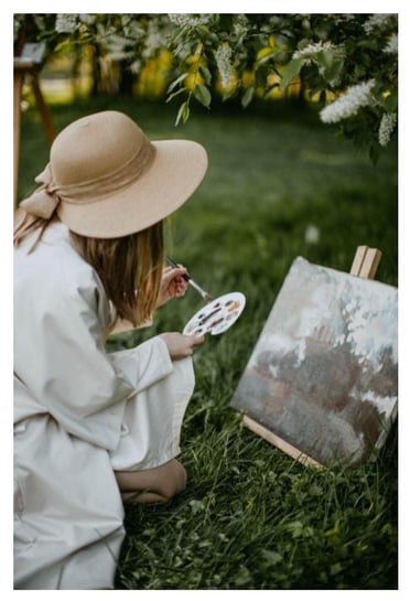 Photo caption: Urban sketching and painting, and its broader counterpart, travel sketching and painting, offers an infinite source of ideas for artists. Photo by Valeria Ushakova from Pexels.