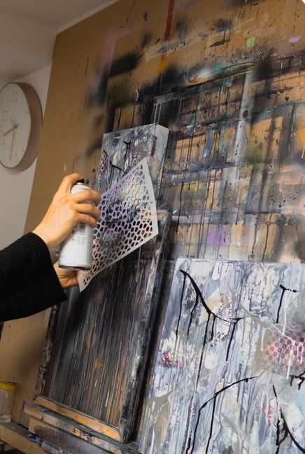 Spraypaint on canvas with stencile